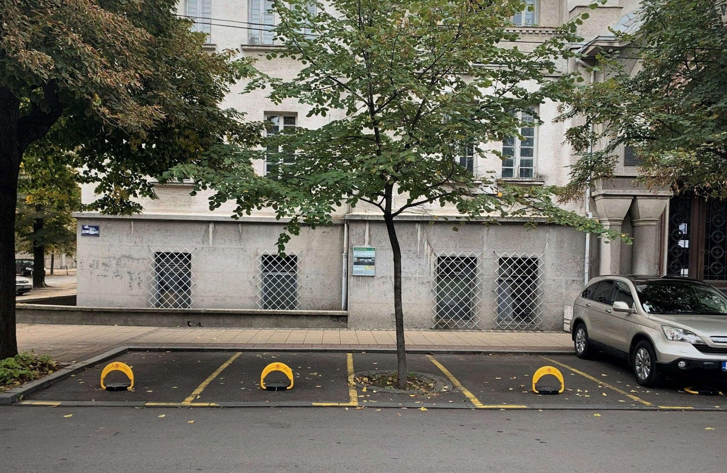 Zaobljena Parking Barijera SA DALJINSKIM